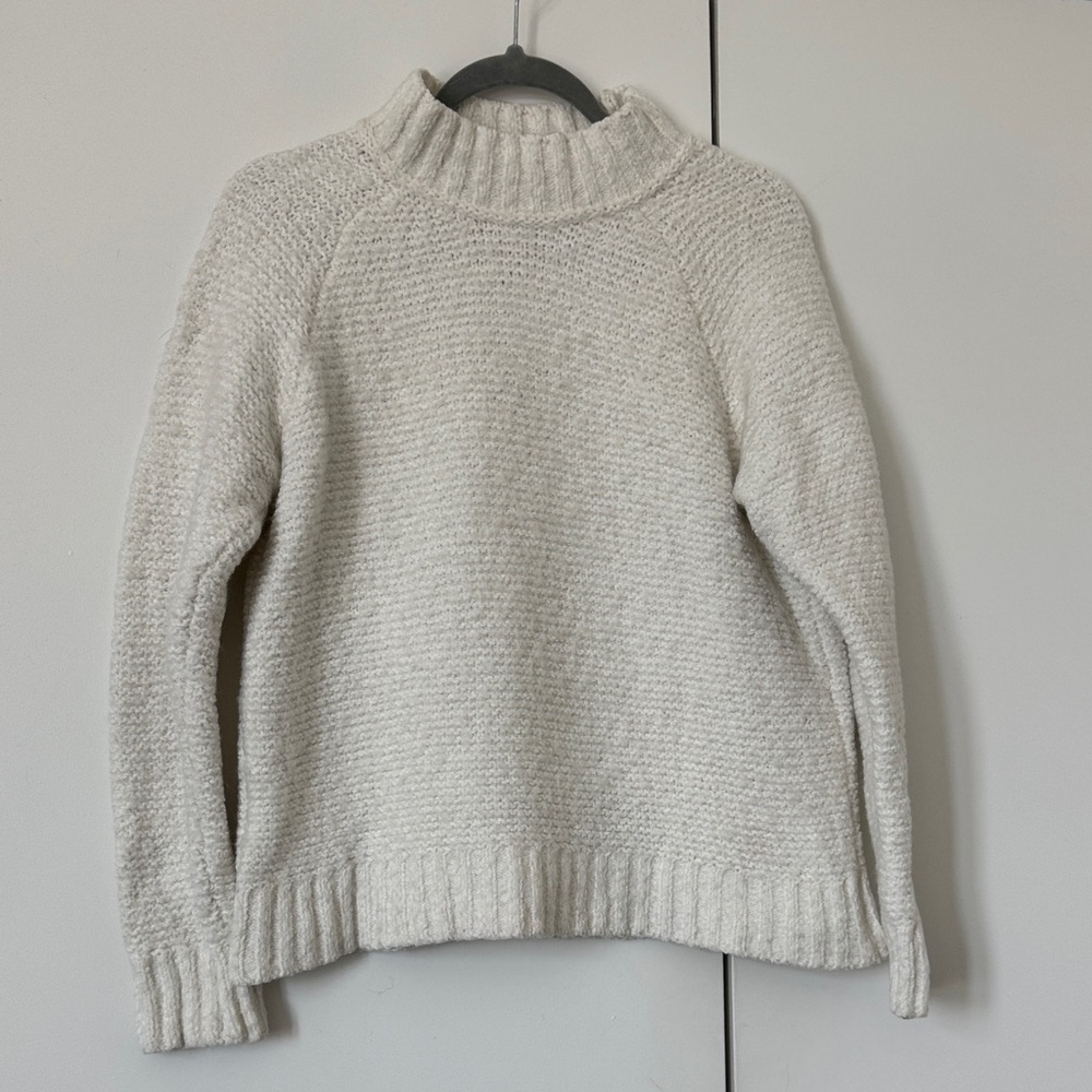 Lou & Grey Cream Turtleneck Sweater